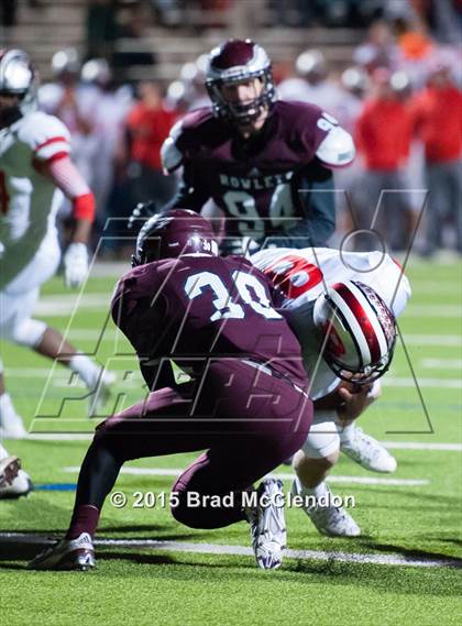 Thumbnail 2 in Belton vs Rowlett (UIL 6A Bi-District Playoff) photogallery.