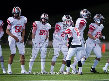 Thumbnail 2 in Belton vs Rowlett (UIL 6A Bi-District Playoff) photogallery.