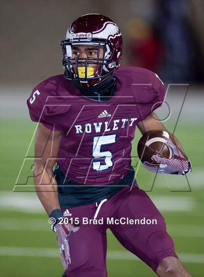 Thumbnail 3 in Belton vs Rowlett (UIL 6A Bi-District Playoff) photogallery.