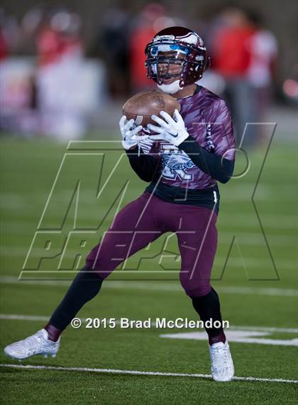 Thumbnail 1 in Belton vs Rowlett (UIL 6A Bi-District Playoff) photogallery.