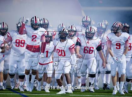 Thumbnail 1 in Belton vs Rowlett (UIL 6A Bi-District Playoff) photogallery.