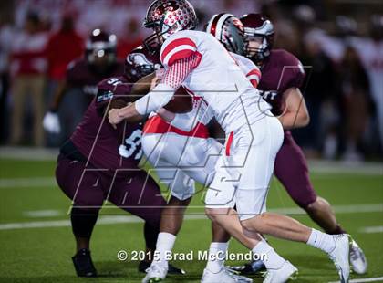 Thumbnail 3 in Belton vs Rowlett (UIL 6A Bi-District Playoff) photogallery.