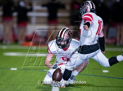 Thumbnail 3 in Belton vs Rowlett (UIL 6A Bi-District Playoff) photogallery.