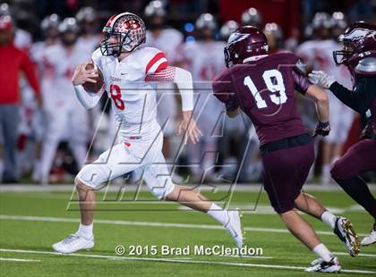 Thumbnail 2 in Belton vs Rowlett (UIL 6A Bi-District Playoff) photogallery.