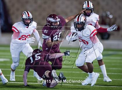 Thumbnail 2 in Belton vs Rowlett (UIL 6A Bi-District Playoff) photogallery.