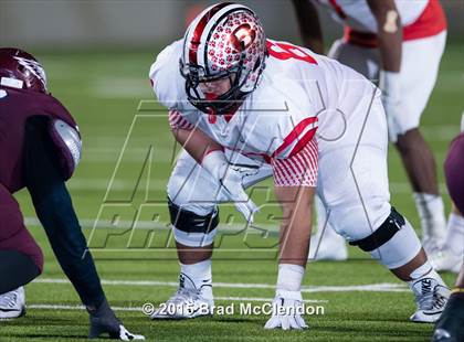 Thumbnail 2 in Belton vs Rowlett (UIL 6A Bi-District Playoff) photogallery.