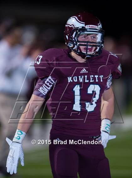Thumbnail 2 in Belton vs Rowlett (UIL 6A Bi-District Playoff) photogallery.