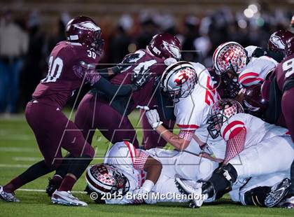 Thumbnail 1 in Belton vs Rowlett (UIL 6A Bi-District Playoff) photogallery.