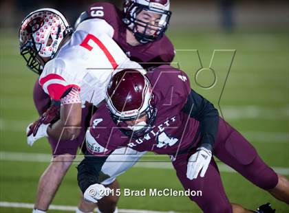 Thumbnail 1 in Belton vs Rowlett (UIL 6A Bi-District Playoff) photogallery.