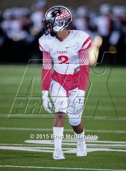 Thumbnail 3 in Belton vs Rowlett (UIL 6A Bi-District Playoff) photogallery.