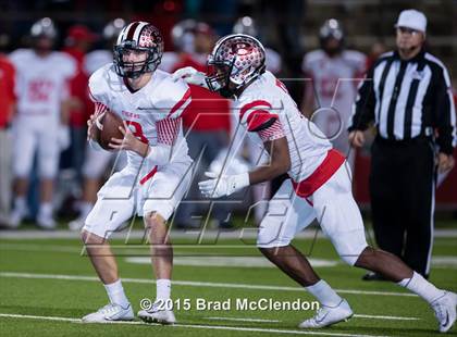 Thumbnail 2 in Belton vs Rowlett (UIL 6A Bi-District Playoff) photogallery.