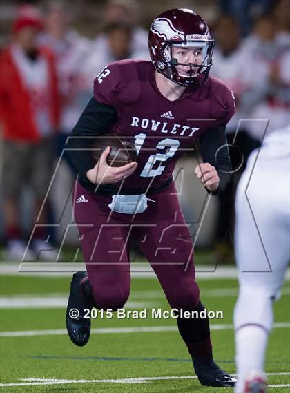 Thumbnail 2 in Belton vs Rowlett (UIL 6A Bi-District Playoff) photogallery.