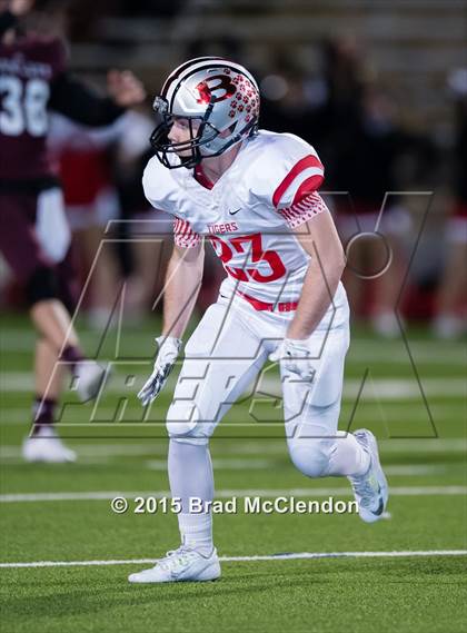 Thumbnail 2 in Belton vs Rowlett (UIL 6A Bi-District Playoff) photogallery.