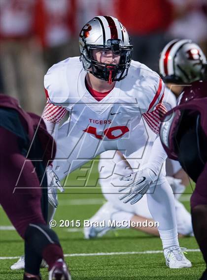 Thumbnail 3 in Belton vs Rowlett (UIL 6A Bi-District Playoff) photogallery.