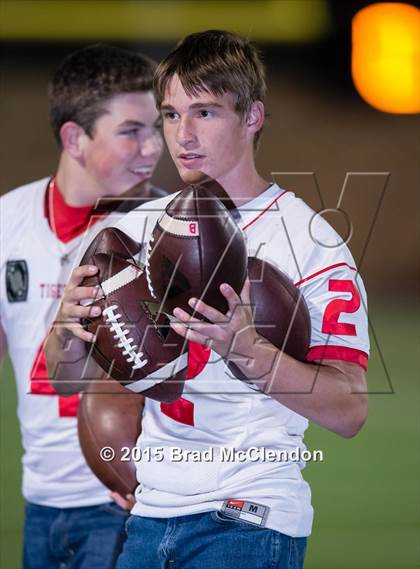 Thumbnail 3 in Belton vs Rowlett (UIL 6A Bi-District Playoff) photogallery.