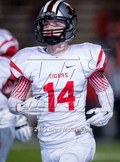 Thumbnail 2 in Belton vs Rowlett (UIL 6A Bi-District Playoff) photogallery.