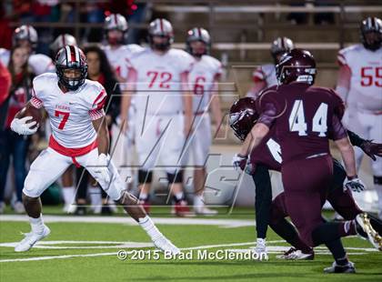 Thumbnail 3 in Belton vs Rowlett (UIL 6A Bi-District Playoff) photogallery.