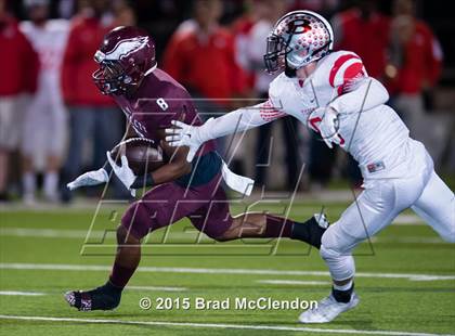 Thumbnail 2 in Belton vs Rowlett (UIL 6A Bi-District Playoff) photogallery.
