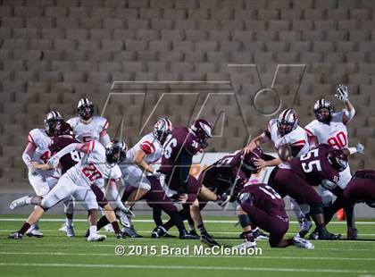 Thumbnail 1 in Belton vs Rowlett (UIL 6A Bi-District Playoff) photogallery.