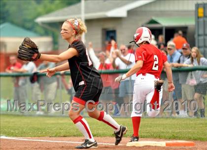 Thumbnail 3 in Bolivar vs Afton (NYSPHSAA Class D Semifinal) photogallery.