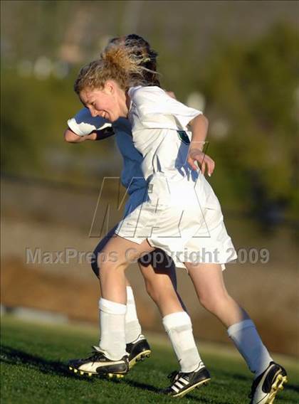 Thumbnail 1 in Carpinteria @ La Reina photogallery.