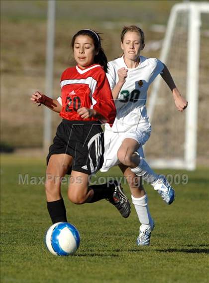 Thumbnail 1 in Carpinteria @ La Reina photogallery.