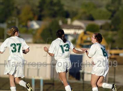 Thumbnail 2 in Carpinteria @ La Reina photogallery.