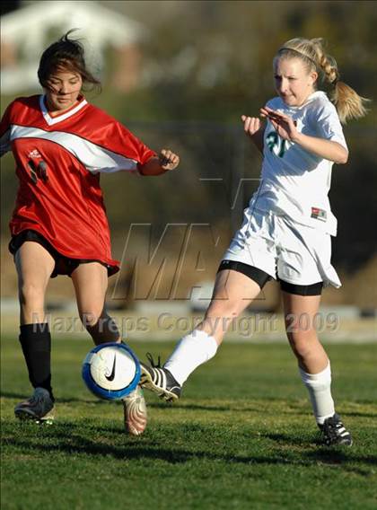 Thumbnail 1 in Carpinteria @ La Reina photogallery.