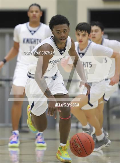 Thumbnail 2 in Bullard vs. Birmingham photogallery.
