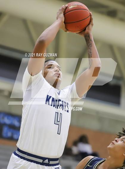Thumbnail 3 in Bullard vs. Birmingham photogallery.