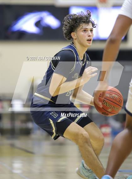 Thumbnail 3 in Bullard vs. Birmingham photogallery.