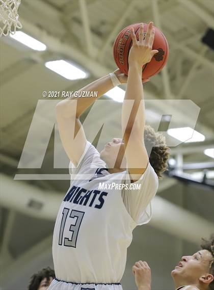 Thumbnail 3 in Bullard vs. Birmingham photogallery.