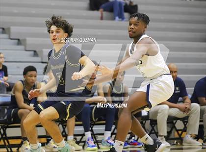 Thumbnail 2 in Bullard vs. Birmingham photogallery.