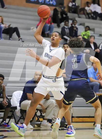 Thumbnail 3 in Bullard vs. Birmingham photogallery.