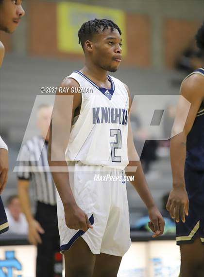 Thumbnail 2 in Bullard vs. Birmingham photogallery.