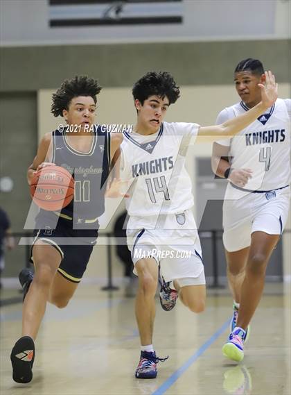 Thumbnail 2 in Bullard vs. Birmingham photogallery.