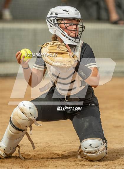 Thumbnail 3 in Platte County vs Lincoln Southeast (Monarch Invitational) photogallery.