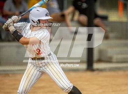 Thumbnail 3 in Platte County vs Lincoln Southeast (Monarch Invitational) photogallery.