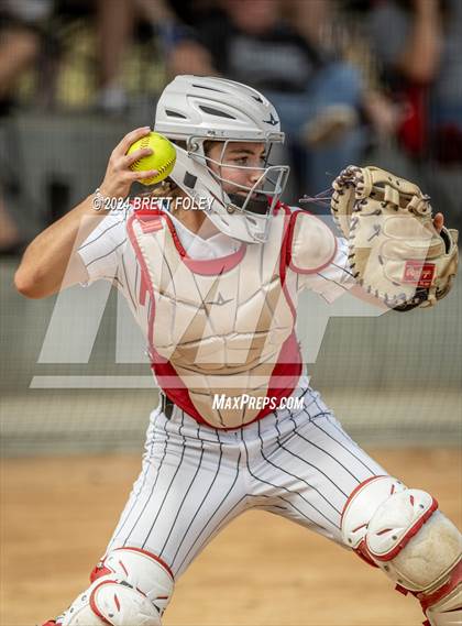 Thumbnail 3 in Platte County vs Lincoln Southeast (Monarch Invitational) photogallery.