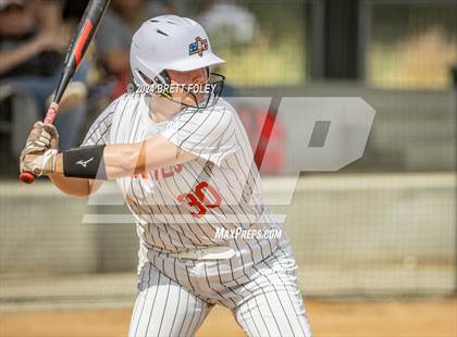 Thumbnail 2 in Platte County vs Lincoln Southeast (Monarch Invitational) photogallery.