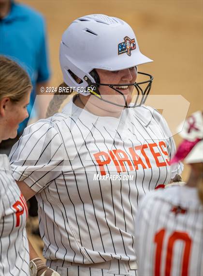 Thumbnail 3 in Platte County vs Lincoln Southeast (Monarch Invitational) photogallery.