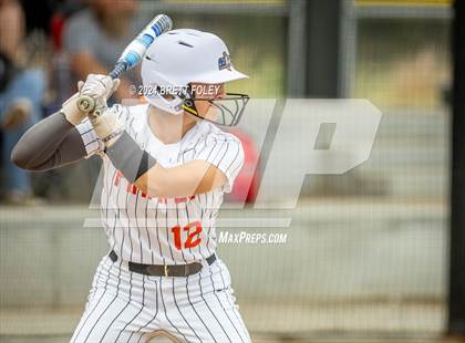 Thumbnail 2 in Platte County vs Lincoln Southeast (Monarch Invitational) photogallery.