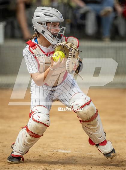 Thumbnail 1 in Platte County vs Lincoln Southeast (Monarch Invitational) photogallery.