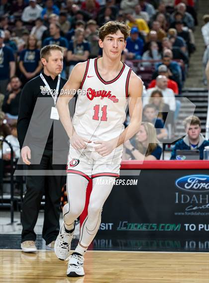 Thumbnail 1 in Owyhee vs. Middleton (IHSAA 5A Quarterfinal) photogallery.