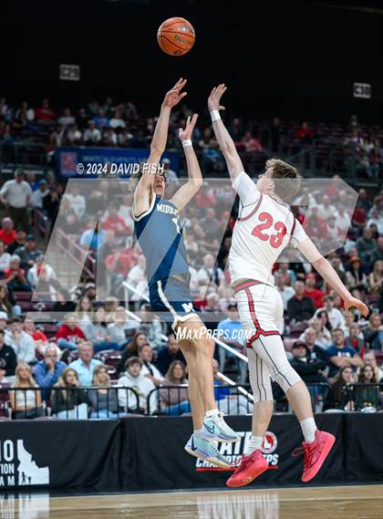 Thumbnail 2 in Owyhee vs. Middleton (IHSAA 5A Quarterfinal) photogallery.