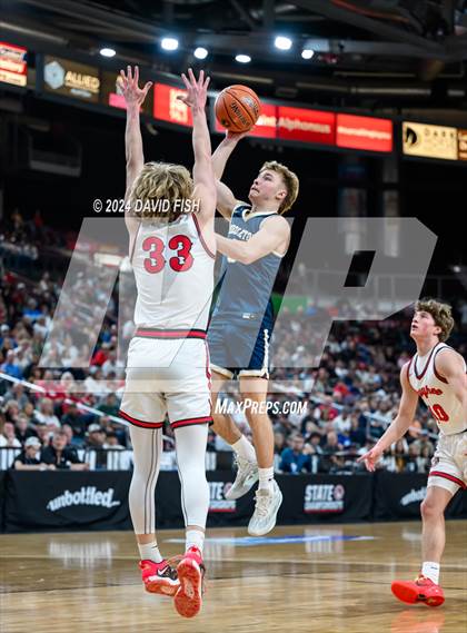 Thumbnail 2 in Owyhee vs. Middleton (IHSAA 5A Quarterfinal) photogallery.