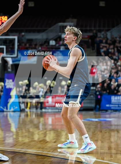 Thumbnail 3 in Owyhee vs. Middleton (IHSAA 5A Quarterfinal) photogallery.