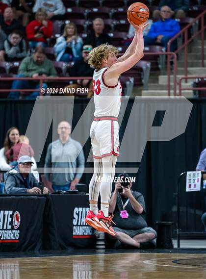 Thumbnail 2 in Owyhee vs. Middleton (IHSAA 5A Quarterfinal) photogallery.
