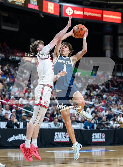 Thumbnail 1 in Owyhee vs. Middleton (IHSAA 5A Quarterfinal) photogallery.
