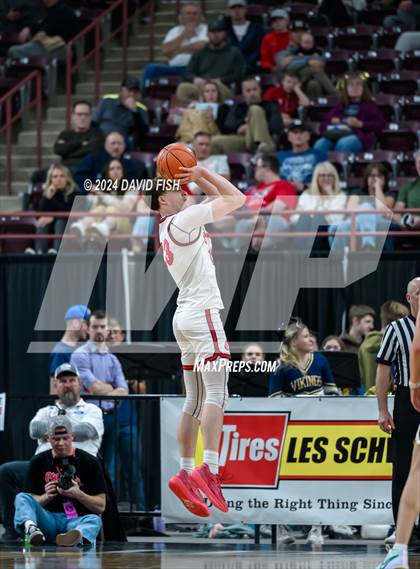 Thumbnail 3 in Owyhee vs. Middleton (IHSAA 5A Quarterfinal) photogallery.